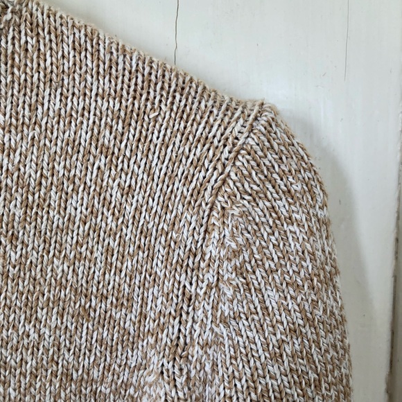 Old Navy oatmeal colored knit sweater - Picture 3 of 4